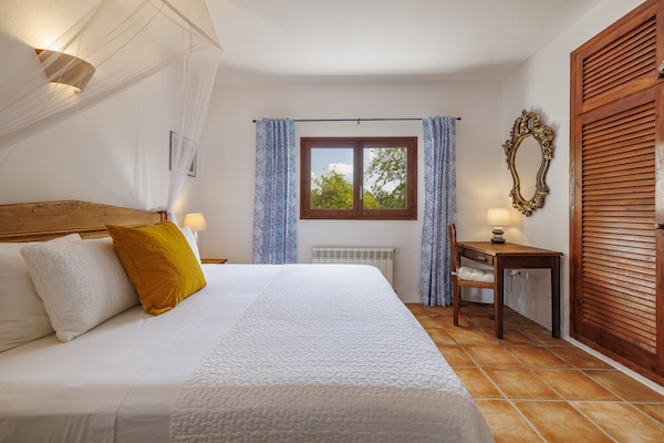 Foto van Villa nabij de stranden in het zuidwesten - Vakantiehuis in Benimusa - BedRoom