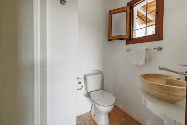 Foto van Villa nabij de stranden in het zuidwesten - Vakantiehuis in Benimusa - BathRoom