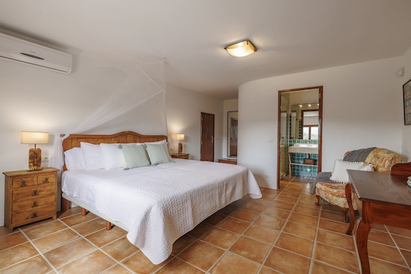 Foto van Villa nabij de stranden in het zuidwesten - Vakantiehuis in Benimusa - BedRoom