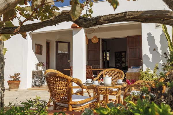 Foto van Villa nabij de stranden in het zuidwesten - Vakantiehuis in Benimusa - TerraceBalcony