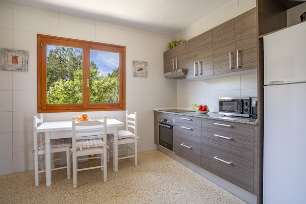 Foto van Villa met 3 slaapkamers in Sant Josep met zwembad - Vakantiehuis in Sant Josep de Sa Talaia - Kitchen