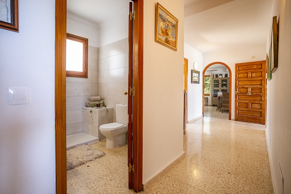 Foto van Villa met 3 slaapkamers in Sant Josep met zwembad - Vakantiehuis in Sant Josep de Sa Talaia - BathRoom