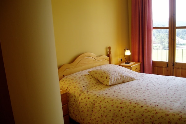 Foto van Landhuis in Maians met privézwembad - Vakantiehuis in Maians-Castellfollit del Boix - BedRoom