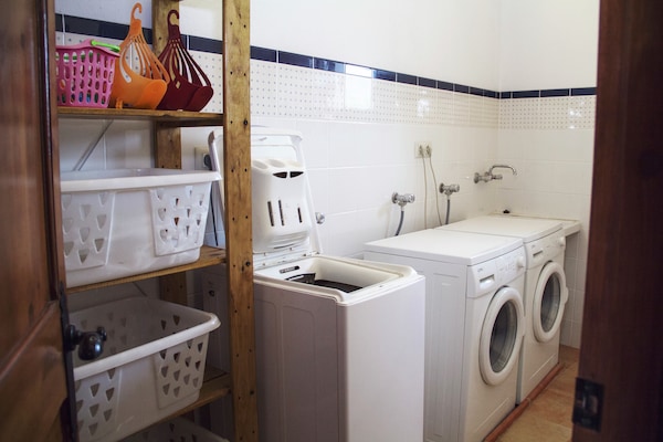 Foto van Landhuis in Maians met privézwembad - Vakantiehuis in Maians-Castellfollit del Boix - BathRoom