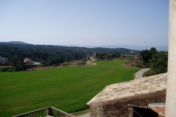 Foto van Landhuis in Maians met privézwembad - Vakantiehuis in Maians-Castellfollit del Boix - AreaSummer5KM