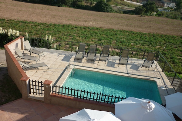 Foto van Landhuis in Maians met privézwembad - Vakantiehuis in Maians-Castellfollit del Boix - PoolOfHouse