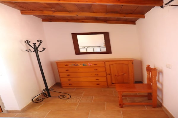 Foto van Vrijstaand landelijk gelegen landhuis de 19e eeuw - Vakantiehuis in Calonge de Segarra - Facilities