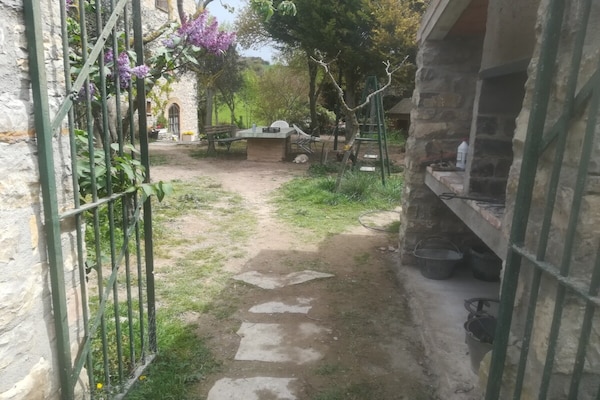 Foto van Vrijstaand landelijk gelegen landhuis de 19e eeuw - Vakantiehuis in Calonge de Segarra - HallReception