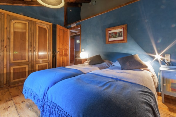 Foto van Landhuis in de buurt van Barcelona met zwembad - Vakantiehuis in Sant Pau de la Guardia - El Bruc - BedRoom