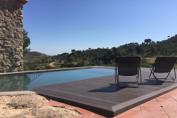 Foto van Landhuis in de buurt van Barcelona met zwembad - Vakantiehuis in Sant Pau de la Guardia - El Bruc - PoolOfHouse