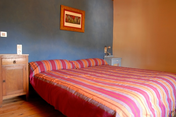 Foto van Landhuis in de buurt van Barcelona met zwembad - Vakantiehuis in Sant Pau de la Guardia - El Bruc - BedRoom