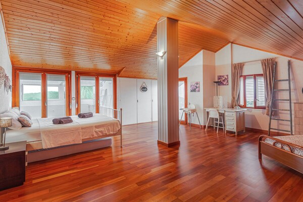 Foto van Authentieke villa in Tordera met privézwembad - Vakantiehuis in Tordera - BedRoom