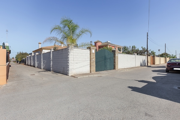 Foto van Villa aan het zwembad aan de Costa de la Luz - Vakantiehuis in Sanlúcar de Barrameda - Facilities