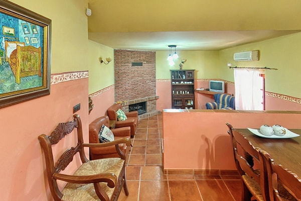 Foto van Schitterend Andalusisch herenhuis in Córdoba - Vakantiehuis in Moriles - DiningRoom