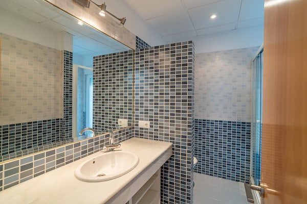 Foto van Vakantiehuis met privézwembad - Vakantiehuis in Llanos de Don Juan - BathRoom