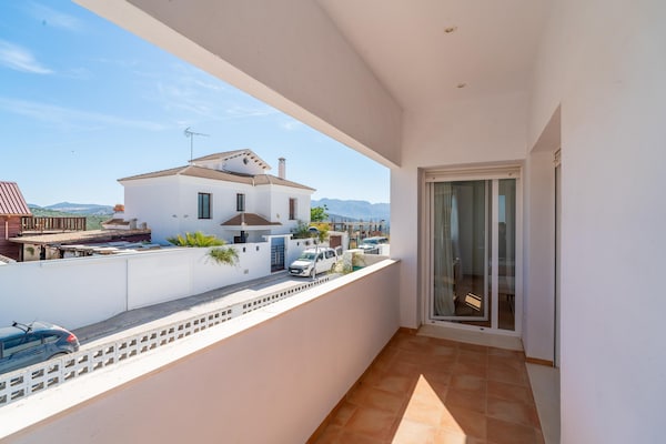Foto van Vakantiehuis met privézwembad - Vakantiehuis in Llanos de Don Juan - ViewSummer
