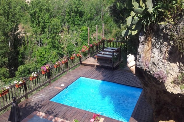 Foto van Vakantiehuis met privézwembad - Vakantiehuis in Llanos de Don Juan - PoolOfHouse