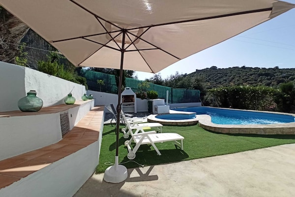Foto van El Viso House met gezellig zwembad - Vakantiehuis in Rute - PoolOfHouse