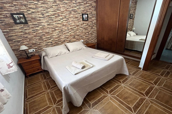 Foto van El Viso House met gezellig zwembad - Vakantiehuis in Rute - BedRoom