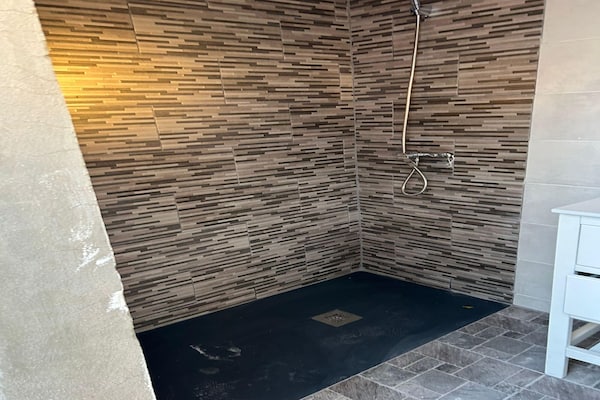 Foto van El Viso House met gezellig zwembad - Vakantiehuis in Rute - BathRoom