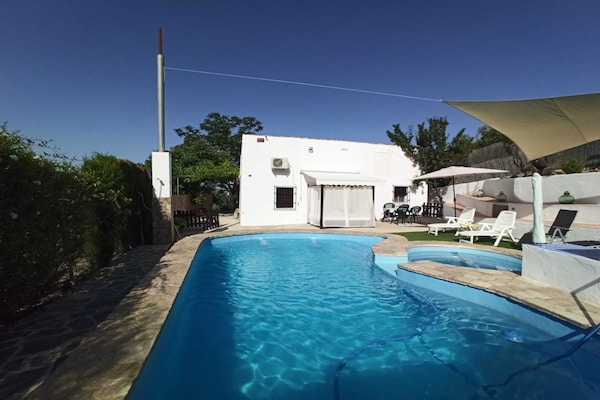 Foto van El Viso House met gezellig zwembad - Vakantiehuis in Rute - PoolOfHouse