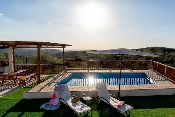 Foto van Vakantiehuis in Rute, Spanje - Vakantiehuis in Rute - PoolOfHouse
