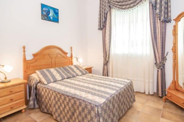 Foto van Vakantiehuis in Rute met privézwembad - Vakantiehuis in Rute - BedRoom