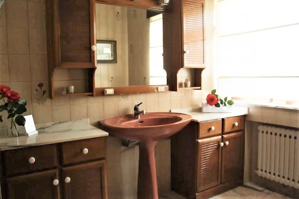 Foto van Villa in Narón bij Pantín Strand en Golf - Vakantiehuis in O Val, Narón - BathRoom