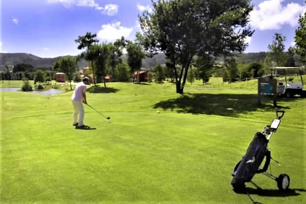 Foto van Villa in Narón bij Pantín Strand en Golf - Vakantiehuis in O Val, Narón - Ambiance