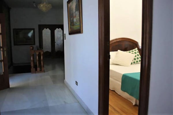 Foto van Villa in Narón bij Pantín Strand en Golf - Vakantiehuis in O Val, Narón - BedRoom