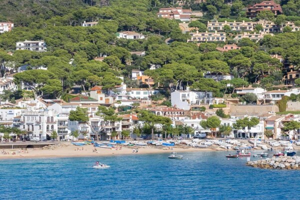 Foto van Strandvilla met privézwembad in Llafranc - Vakantiehuis in Llafranc - AreaSummer20KM