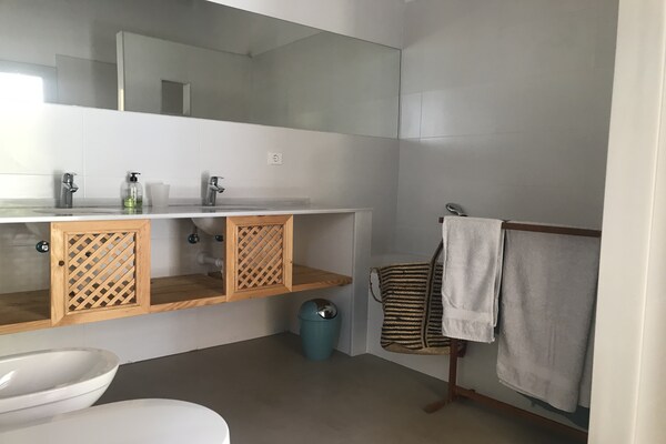 Foto van Vakantiehuis in Sant Feliu bij Strand - Vakantiehuis in Sant Feliu de Guixols - BathRoom
