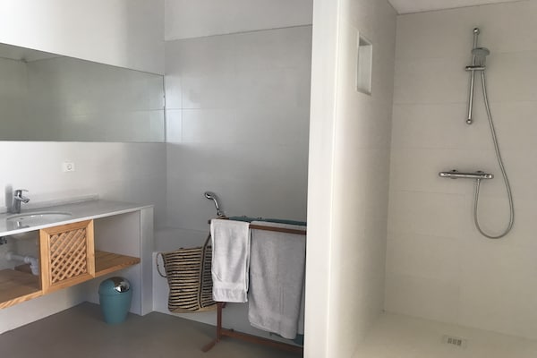 Foto van Vakantiehuis in Sant Feliu bij Strand - Vakantiehuis in Sant Feliu de Guixols - BathRoom