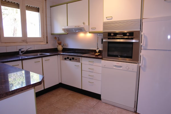 Foto van Vakantiehuis met zwembad in Begur - Vakantiehuis in Begur - Kitchen