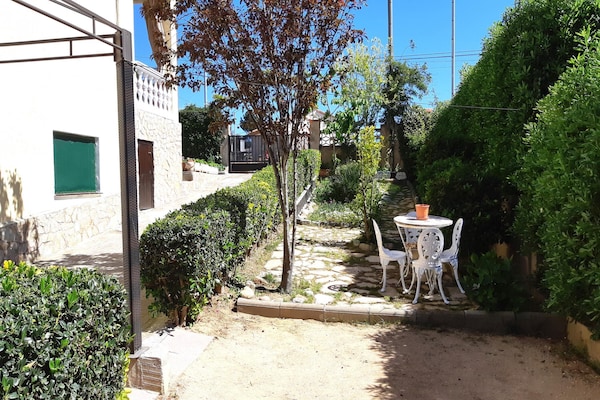 Foto van Huisdiervriendelijke villa in Lloret de Mar - Vakantiehuis in Lloret de Mar - TerraceBalcony