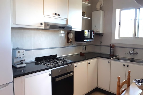Foto van Huisdiervriendelijke villa in Lloret de Mar - Vakantiehuis in Lloret de Mar - Kitchen