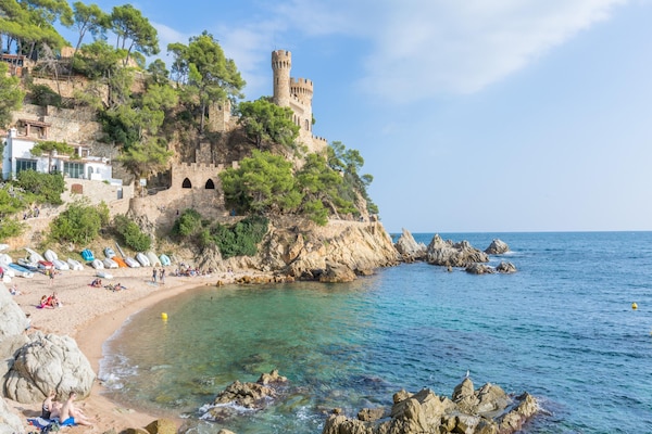Foto van Villa in Lloret de Mar met privézwembad - Vakantiehuis in Lloret de Mar - AreaSummer5KM