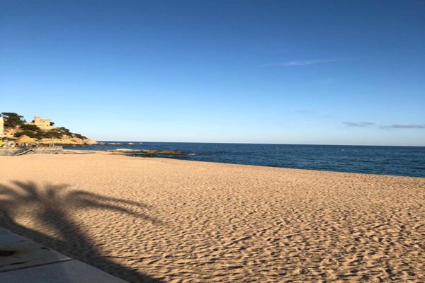 Foto van Villa in Costa Brava met Privézwembad - Vakantiehuis in Lloret de Mar - AreaSummer20KM