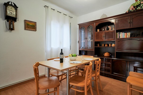 Foto van Villa in Costa Brava met Privézwembad - Vakantiehuis in Lloret de Mar - DiningRoom