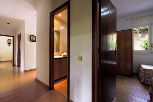 Foto van Villa in Costa Brava met Privézwembad - Vakantiehuis in Lloret de Mar - LivingRoom