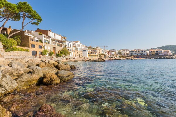Foto van Villa in Lloret de Mar met Zwembad & Uitzicht - Vakantiehuis in Lloret de Mar - AreaSummer5KM