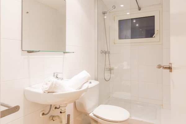 Foto van Villa in Lloret de Mar met privézwembad - Vakantiehuis in Vidreres - BathRoom