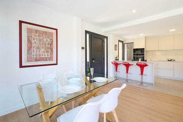 Foto van Villa in Lloret de Mar met privézwembad - Vakantiehuis in Vidreres - DiningRoom
