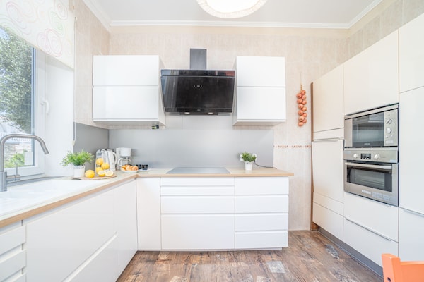 Foto van Villa in Empuriabrava met privézwembad - Vakantiehuis in Empuriabrava - Kitchen