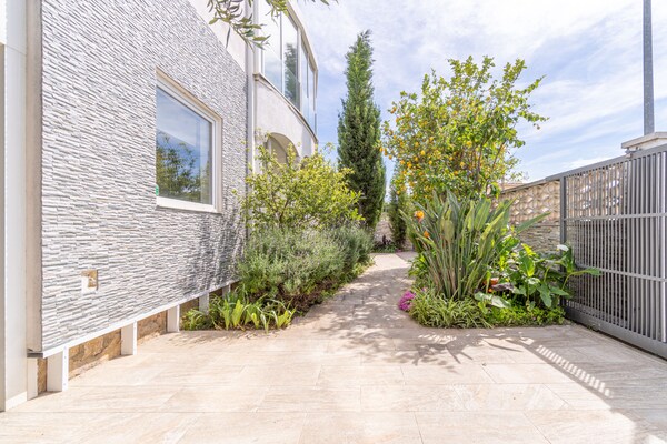 Foto van Villa in Empuriabrava met privézwembad - Vakantiehuis in Empuriabrava - Outdoor