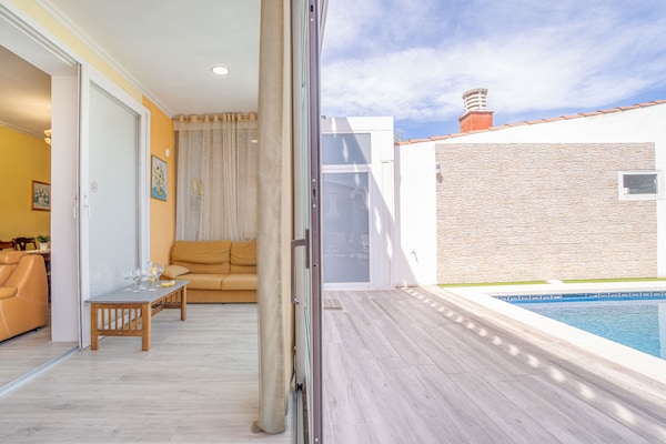 Foto van Villa in Empuriabrava met privézwembad - Vakantiehuis in Empuriabrava - terrace