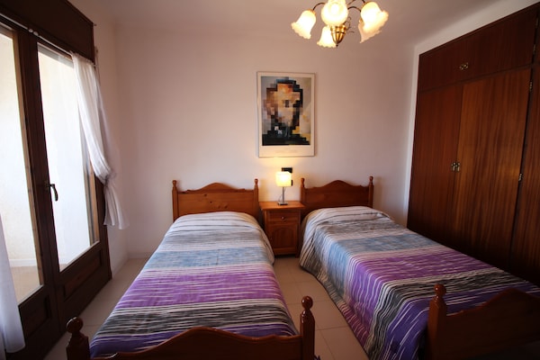 Foto van Villa in Empuriabrava bij Sant Maurici Meer - Vakantiehuis in Empuriabrava - BedRoom