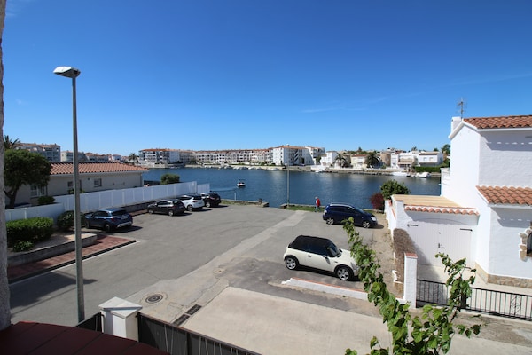 Foto van Villa in Empuriabrava bij Sant Maurici Meer - Vakantiehuis in Empuriabrava - Outdoor