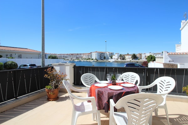 Foto van Villa in Empuriabrava bij Sant Maurici Meer - Vakantiehuis in Empuriabrava - Outdoor