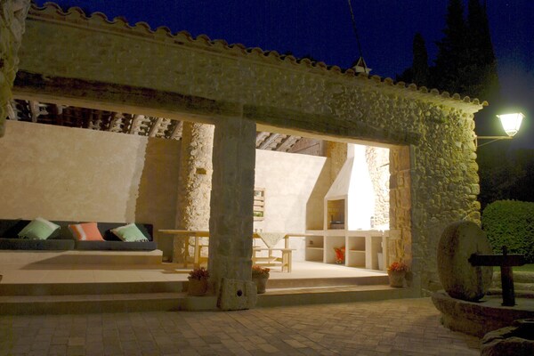 Foto van Ruim huis in Navata - Vakantiehuis in Navata - Ambiance